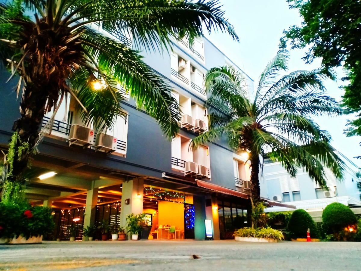Beerapan Hotel Bangkok Buitenkant foto